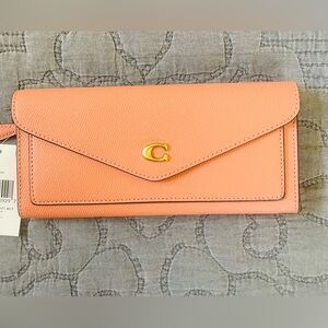 Coach Wyn wallet NWT